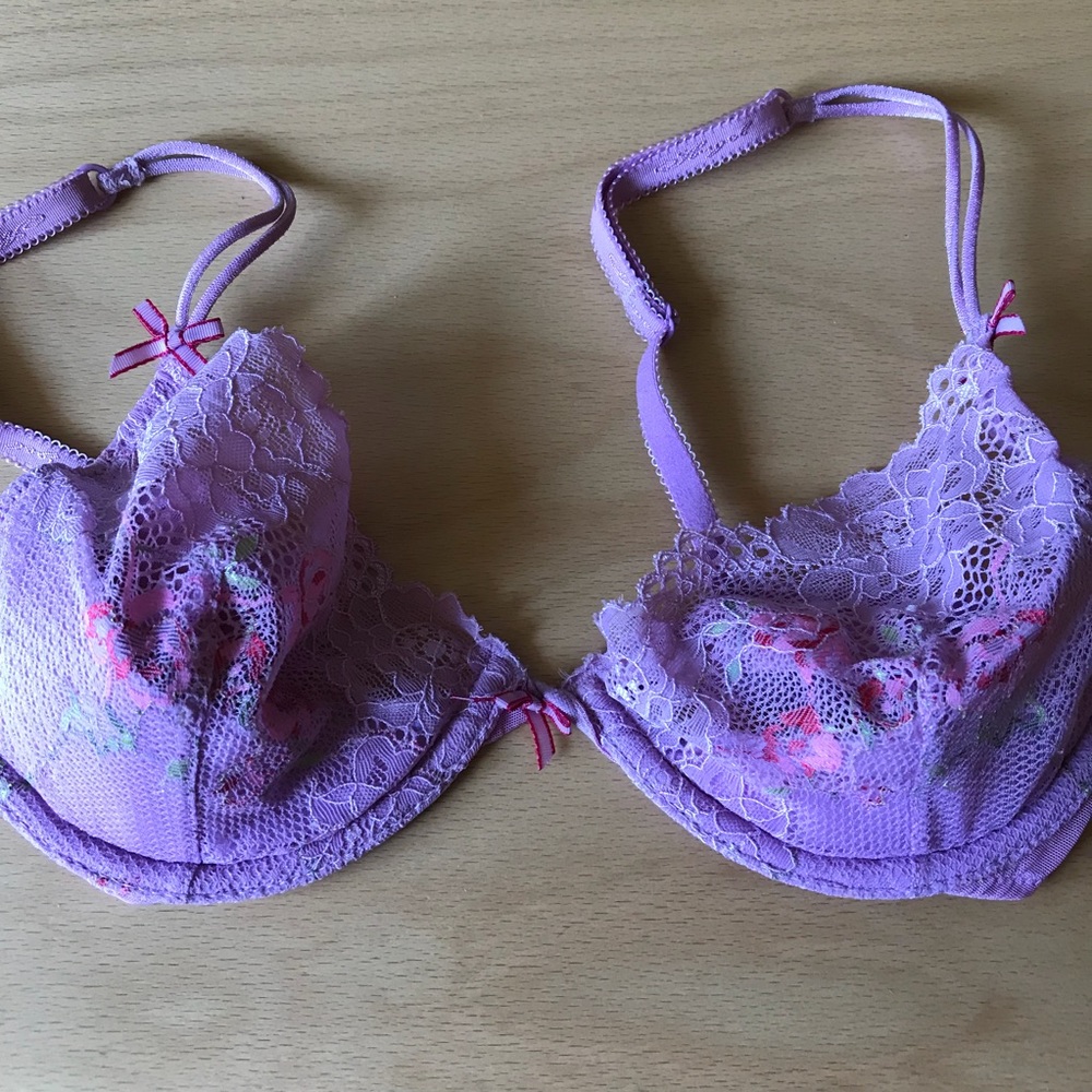 Victoria’s Secret Lace Flower Bra 34A